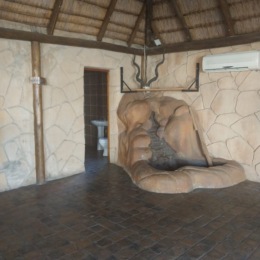 3 Bedroom Property for Sale in Rhodesdene Northern Cape